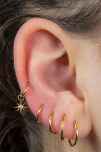 Titanium Hinged Clicker Ring with Titanium Jewelled 8 Point Star Charm