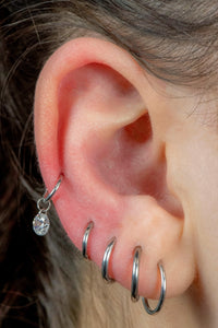 Titanium Hinged Clicker Ring with Titanium Floating Round Gem Charm