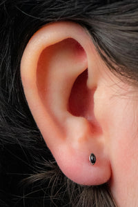Titanium Internally Threaded Labrets 1.2mm - Titanium Claw Set Single Marquise Stone