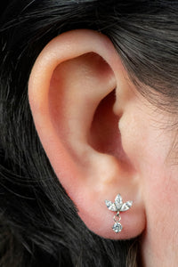 Titanium Internally Threaded Labrets 1.2mm - Titanium Marquise Triple Jewelled Fan with Solitaire